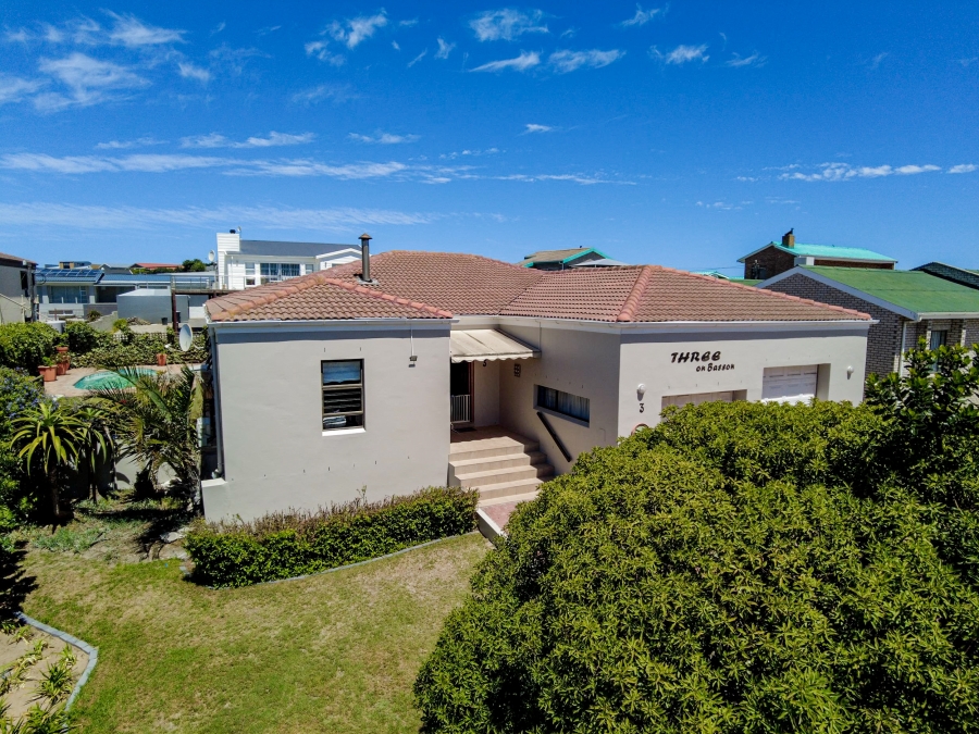3 Bedroom Property for Sale in Yzerfontein Western Cape